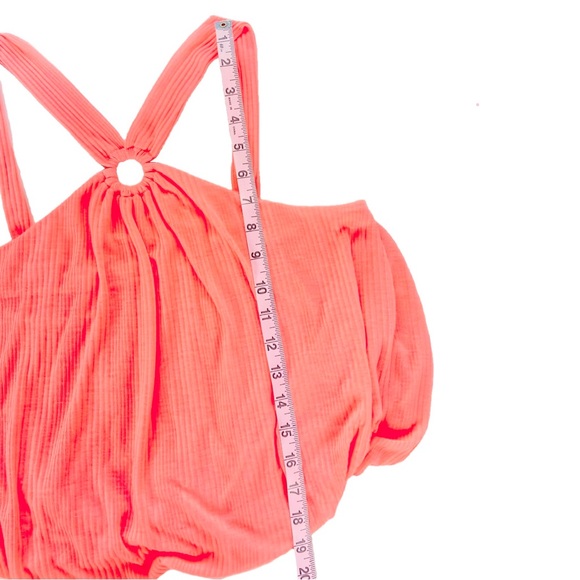 Free People Shirt Women’s Size Medium Just A Fling Coral Bubble Crop Tank Top M - Picture 10 of 10